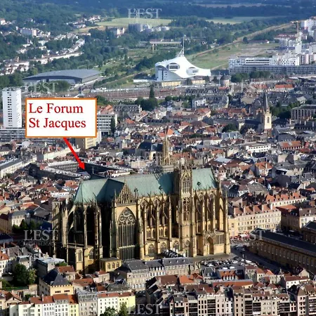 Lägenhet En Aparte Au Coeur De La Ville