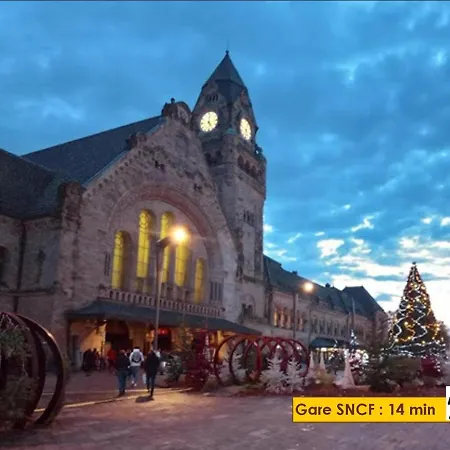 Lägenhet En Aparte Au Coeur De La Ville